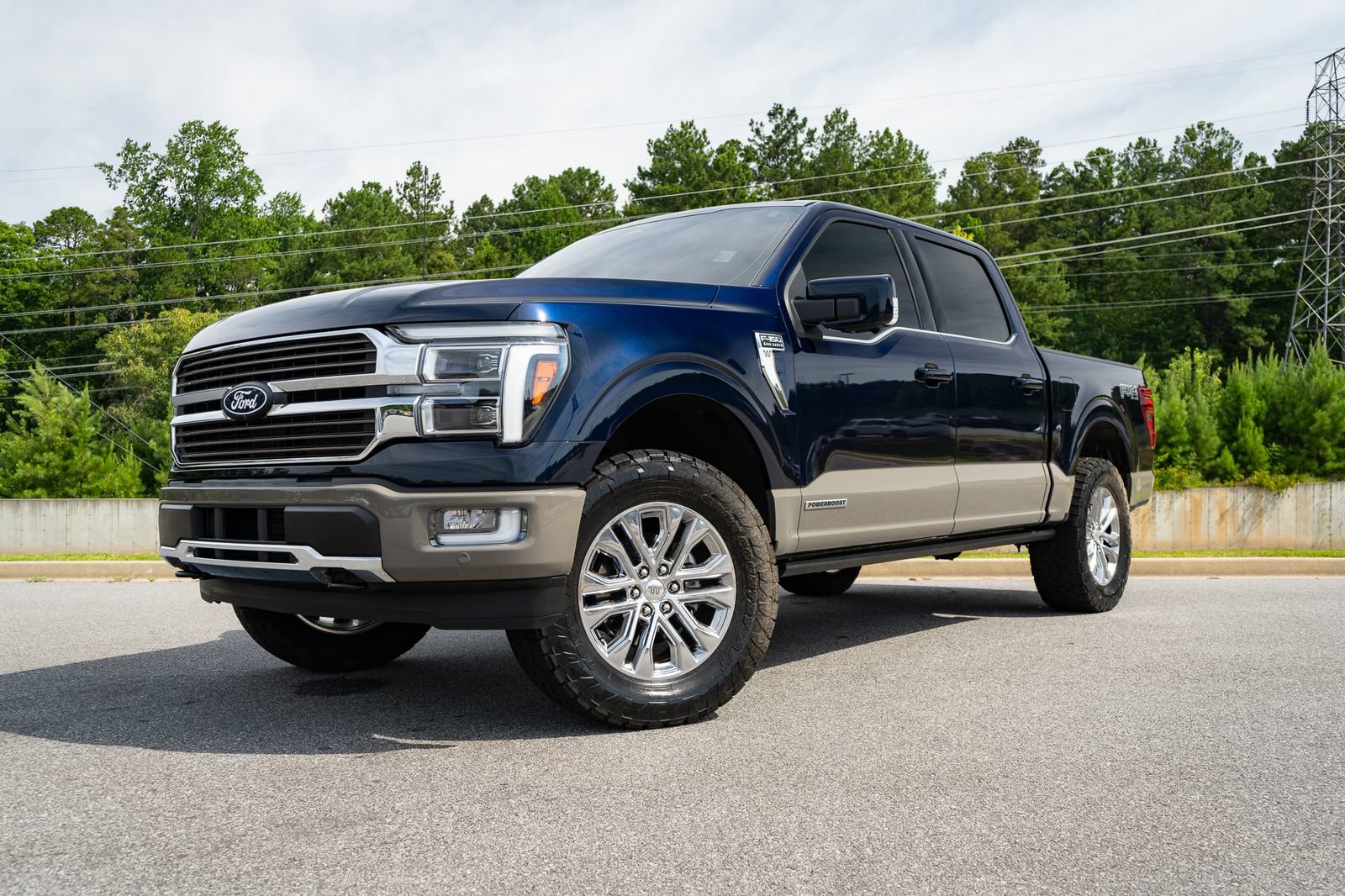Used 2025 Ford F150 King Ranch w/ FX4 Off-Road Package AWD/4WD image 5