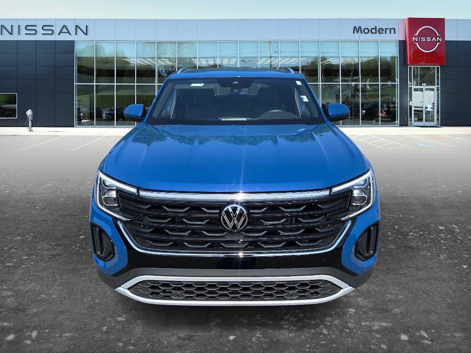 Used 2025 Volkswagen Atlas Cross Sport SE FWD video 2