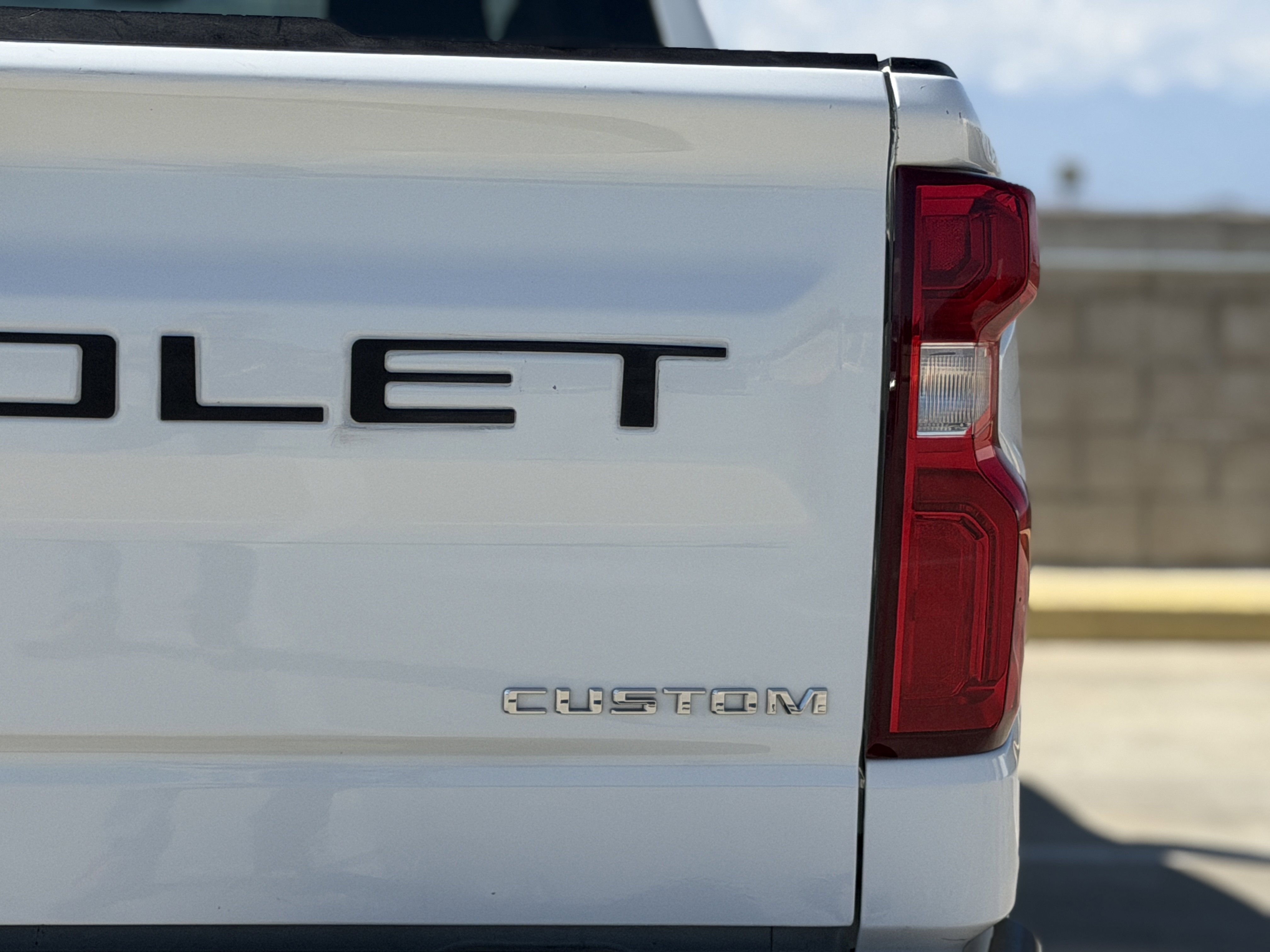 Used 2021 Chevrolet Silverado 1500 Custom RWD image 12
