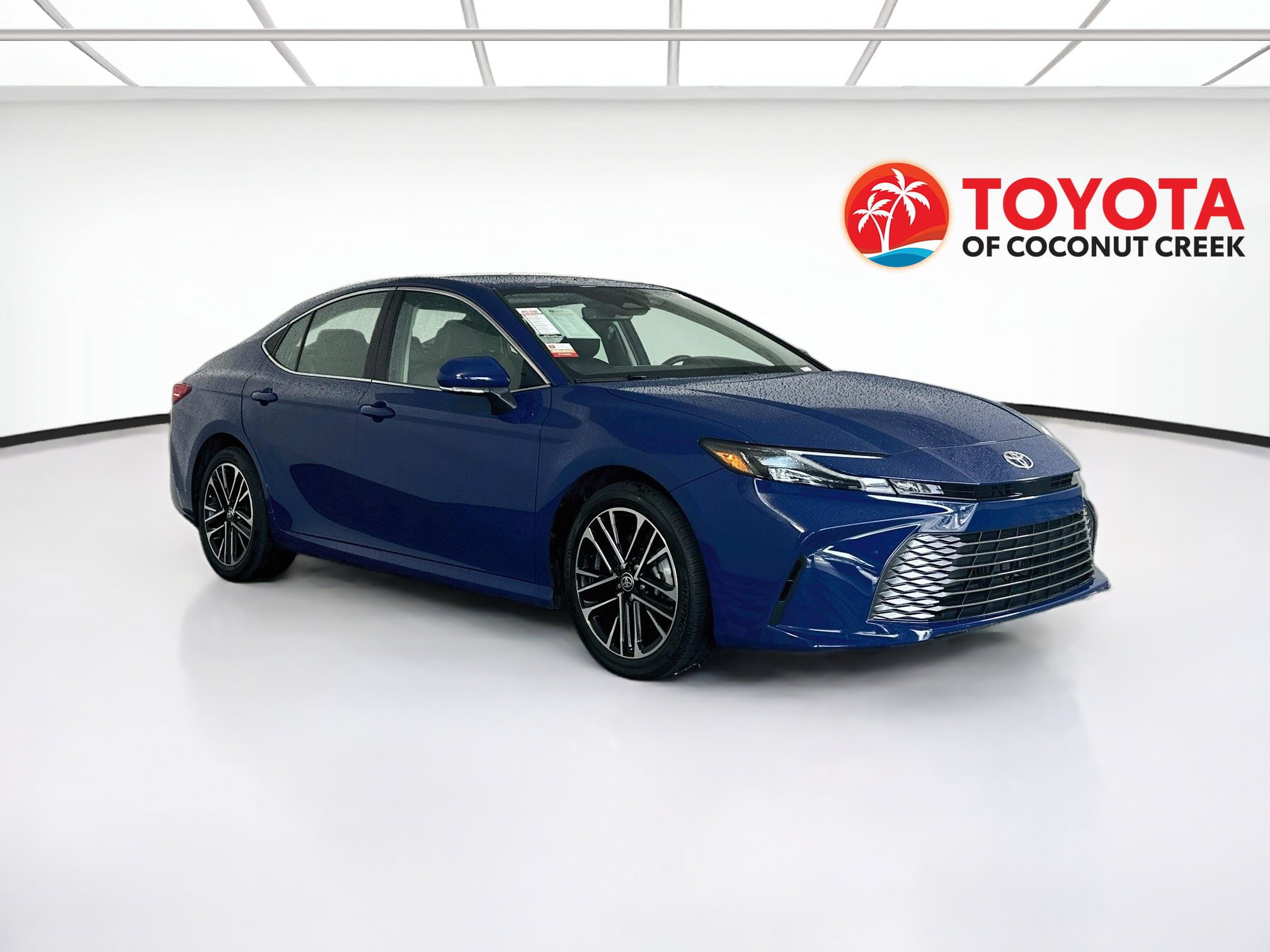 Used 2026 Toyota Camry XLE FWD image 1