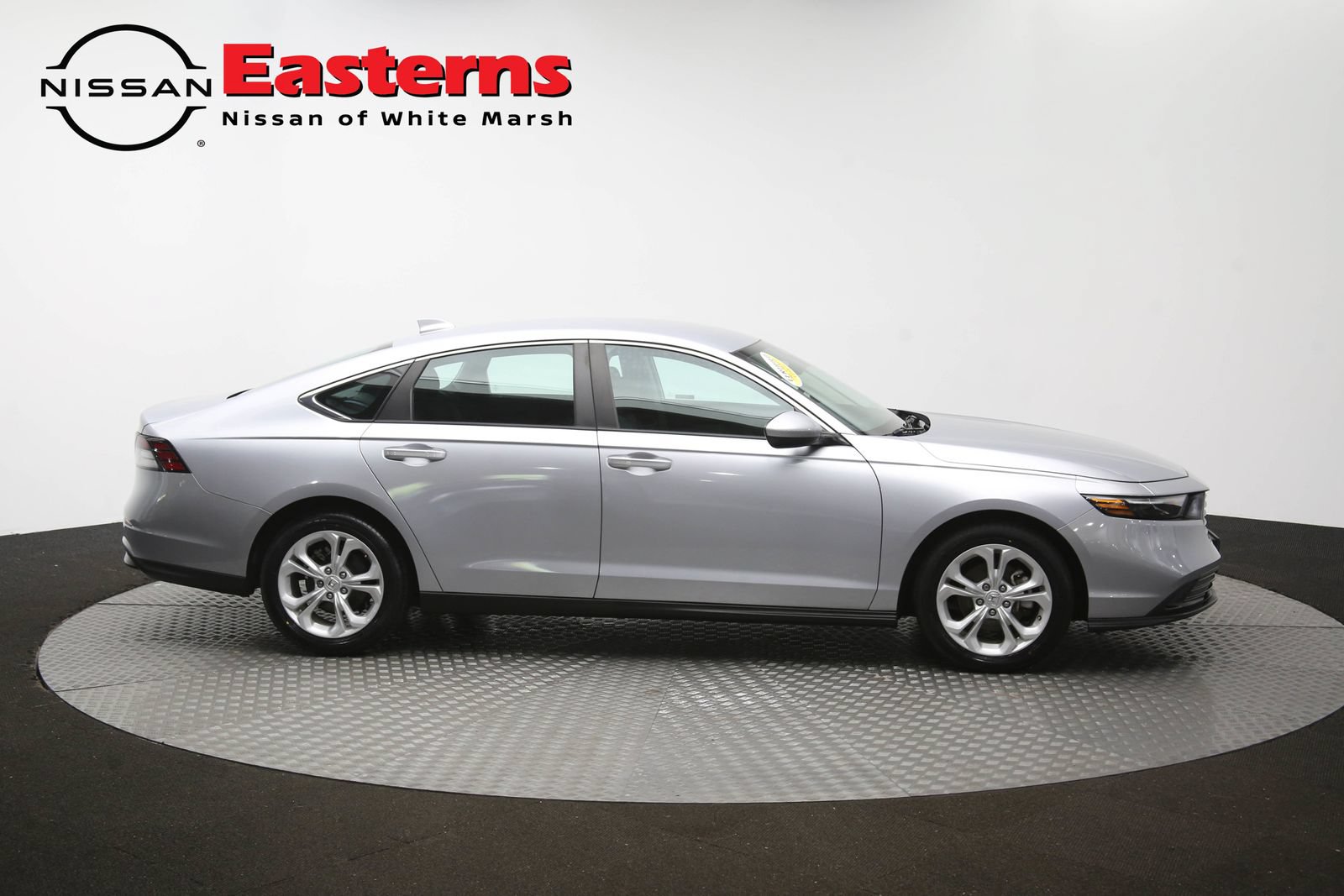 Used 2023 Honda Accord LX image 43