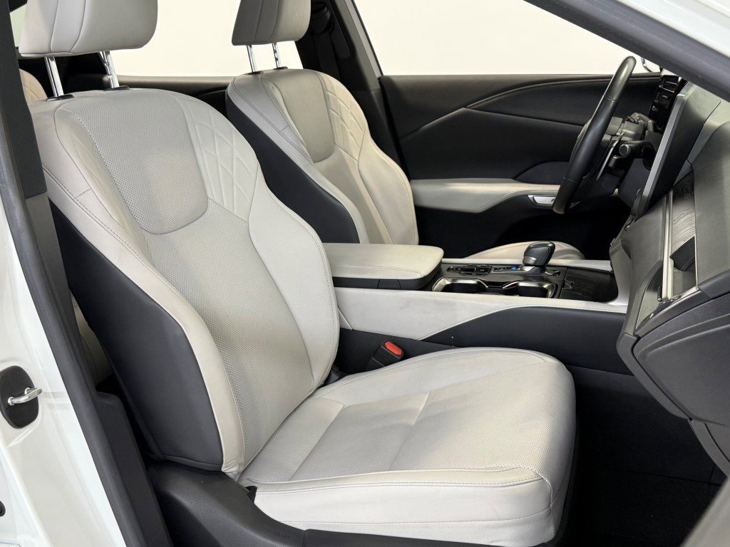 Used 2023 Lexus RX 350 Premium w/ Cold Area Package image 11