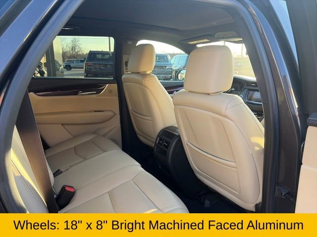 Used 2018 Cadillac XT5 Luxury w/ Driver Awareness Package image 37