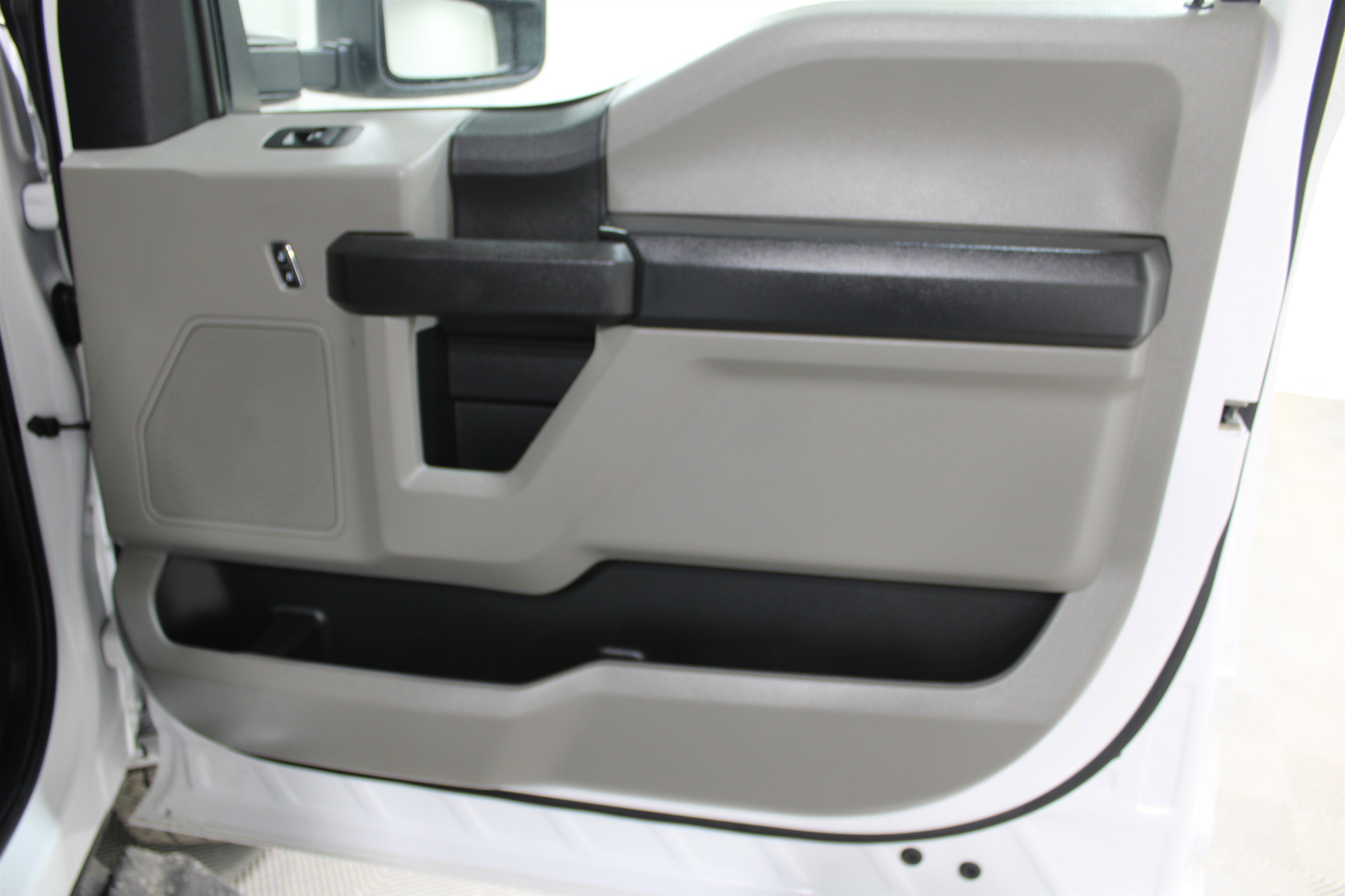 Used 2021 Ford F350 XL w/ STX Appearance Package image 23