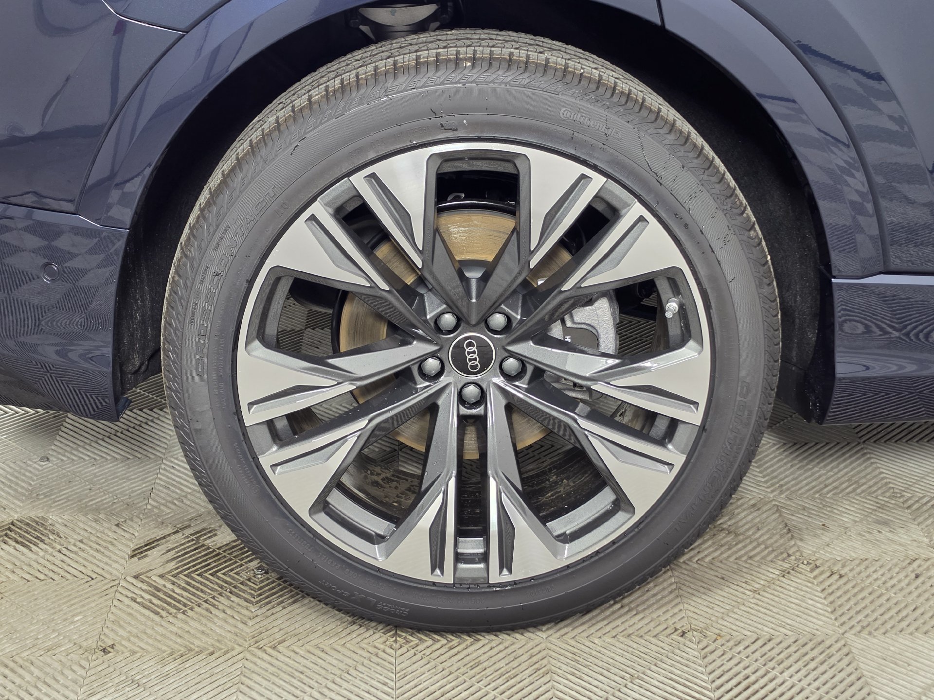 New 2027 Audi Q8 Premium Plus AWD/4WD image 43