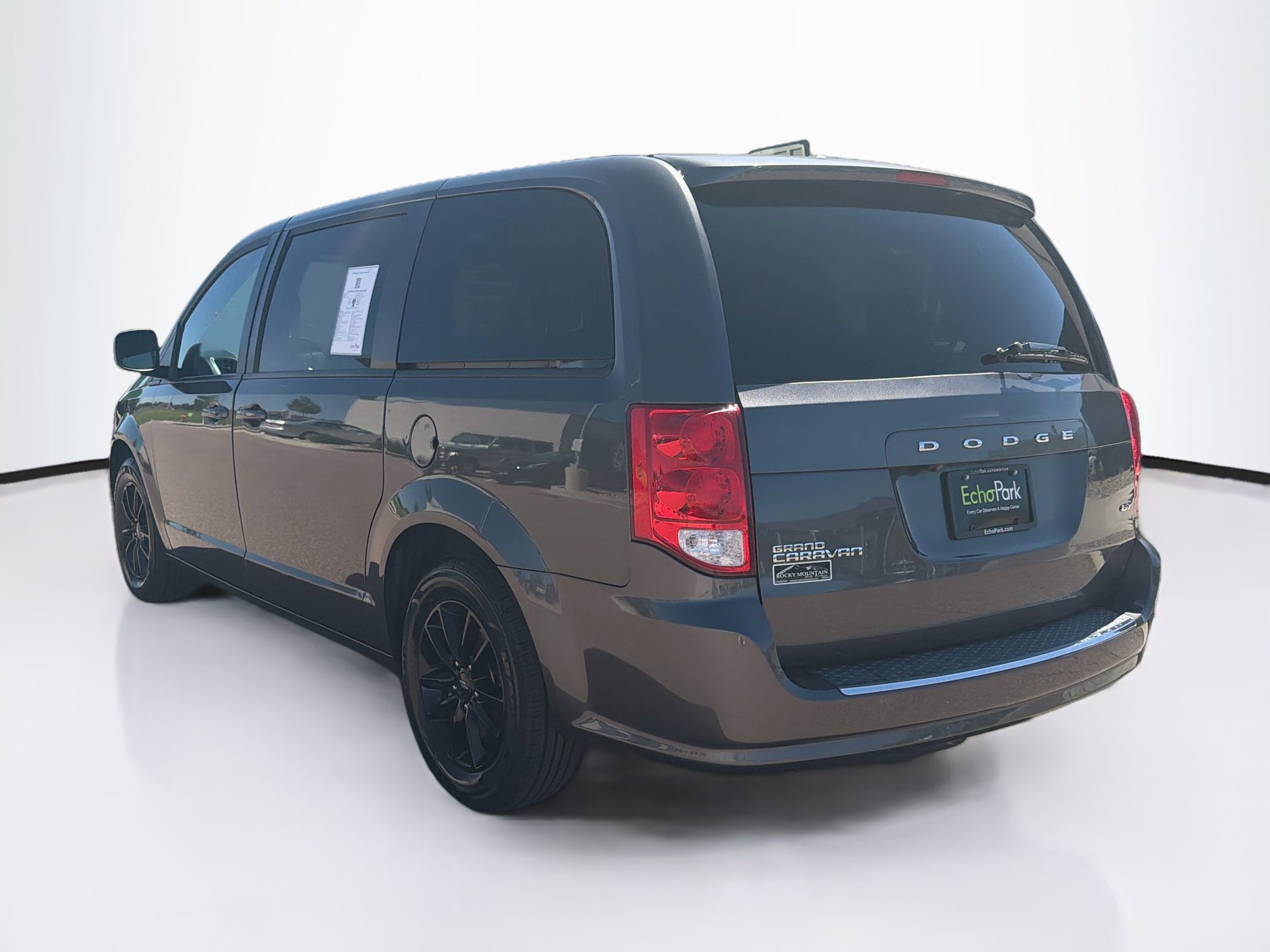 Used 2020 Dodge Grand Caravan GT FWD image 5