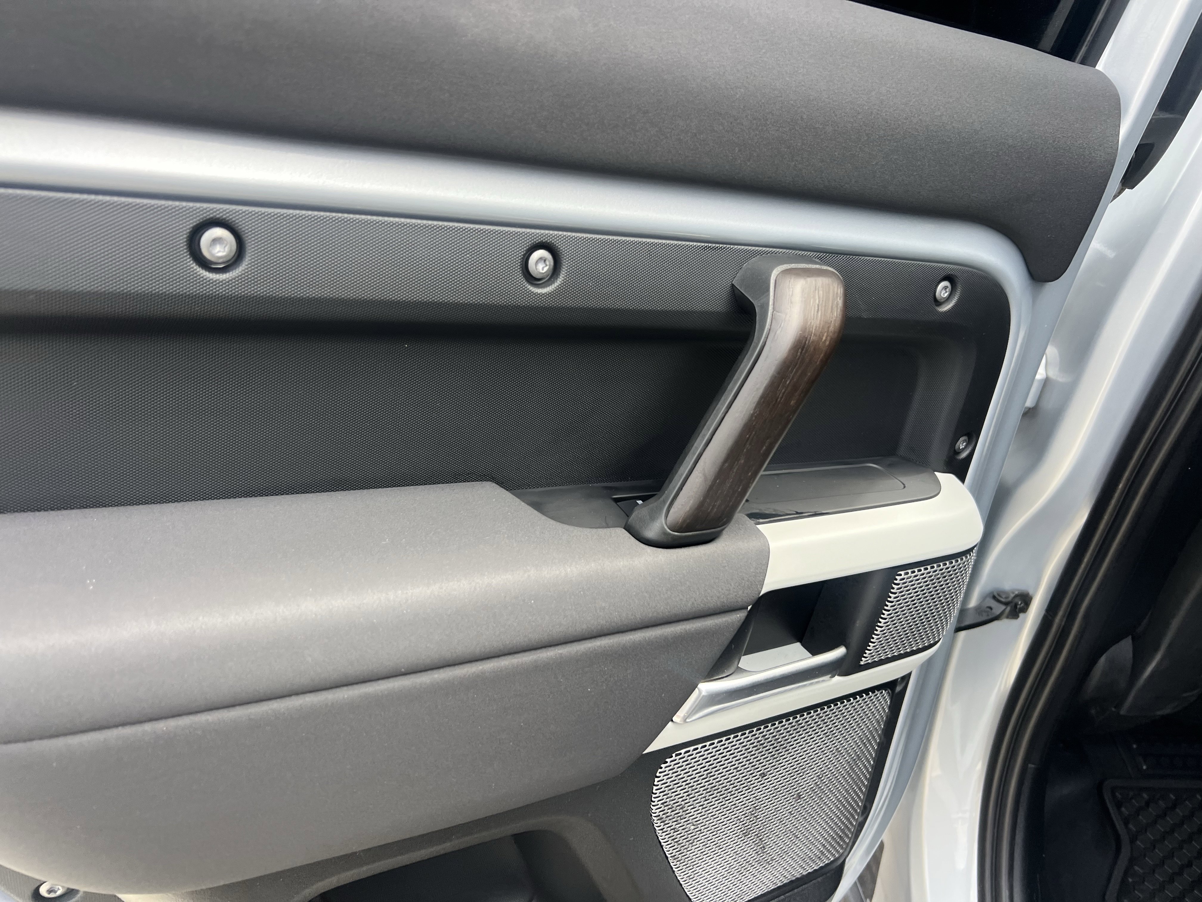 Used 2023 Land Rover Defender 130 SE AWD/4WD image 26