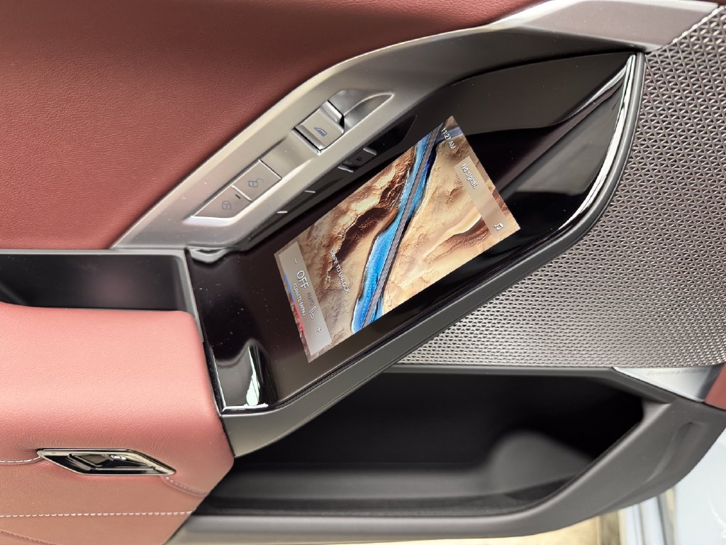 New 2026 BMW 750e xDrive AWD/4WD image 26
