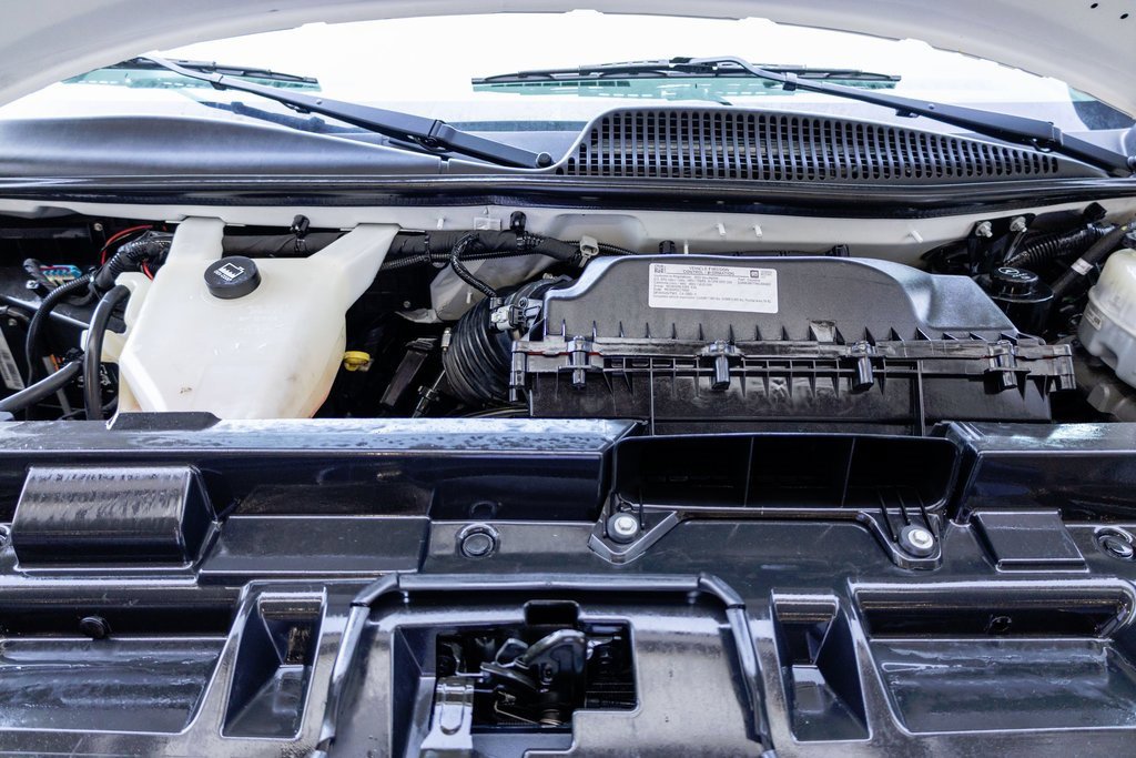 Used 2021 Chevrolet Express 3500 w/ Power Convenience Package image 15