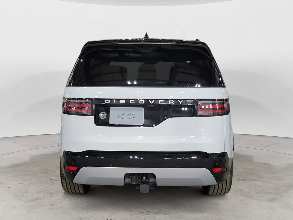 New 2026 Land Rover Discovery Limited Edition image 4