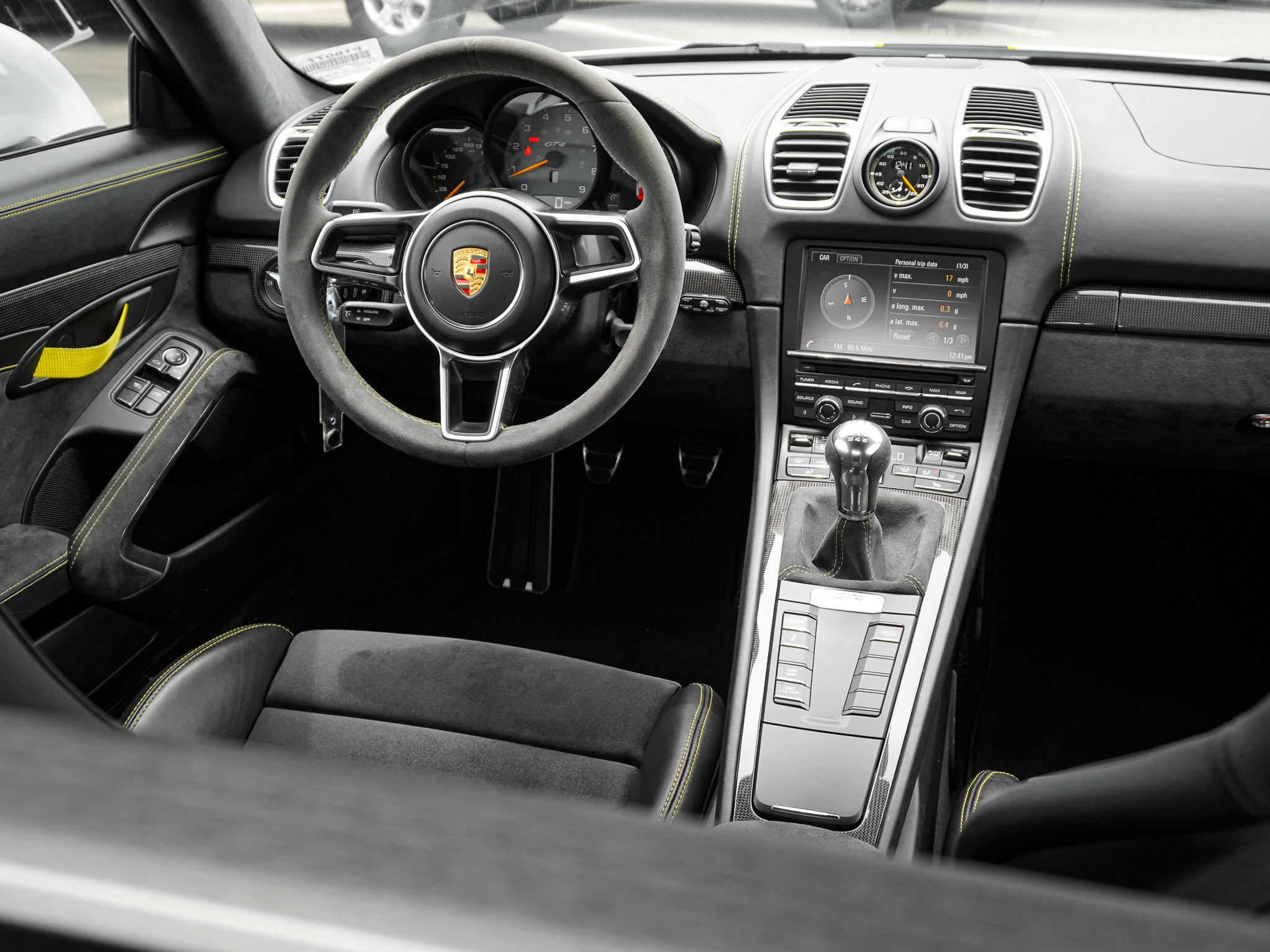 Used 2016 Porsche Cayman GT4 RWD image 34