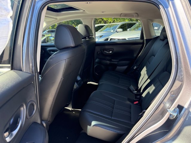 Used 2026 Honda HR-V EX-L image 14
