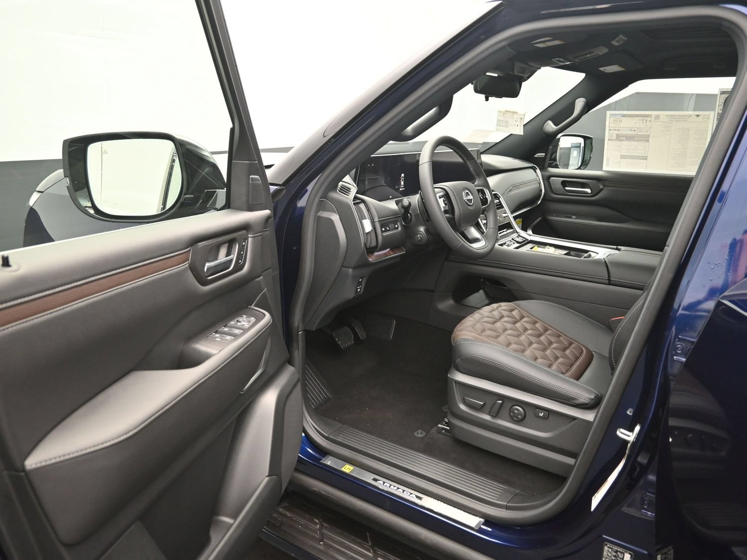 New 2025 Nissan Armada Platinum Reserve AWD/4WD image 10