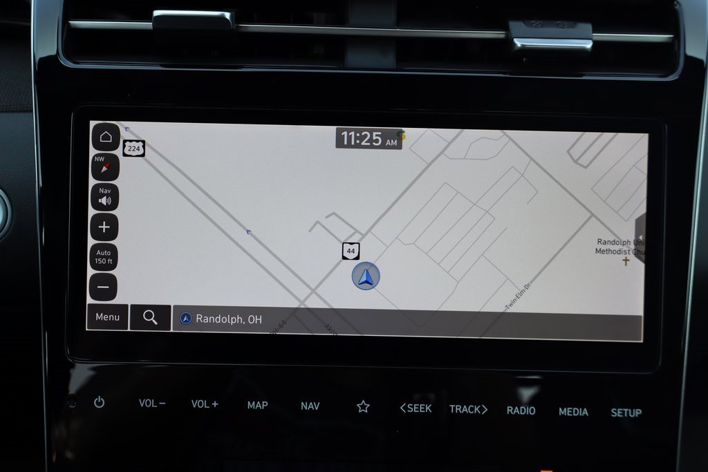 Used 2023 Hyundai Santa Cruz Limited image 11