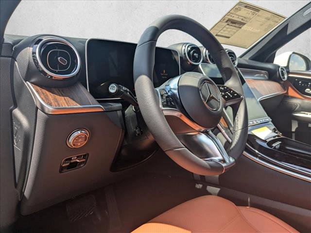 Certified 2025 Mercedes-Benz GLC 300 image 9