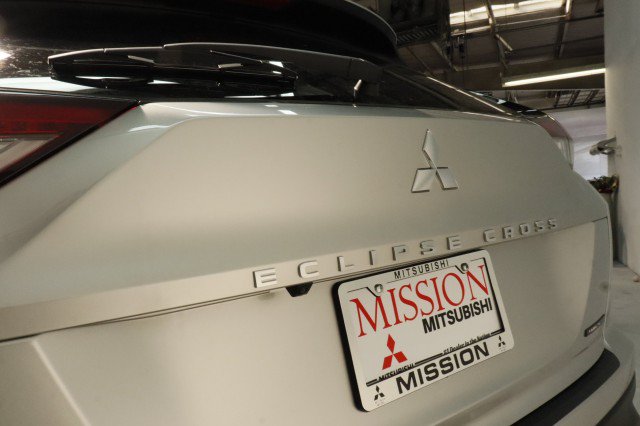 New 2026 Mitsubishi Eclipse Cross LE AWD/4WD image 4