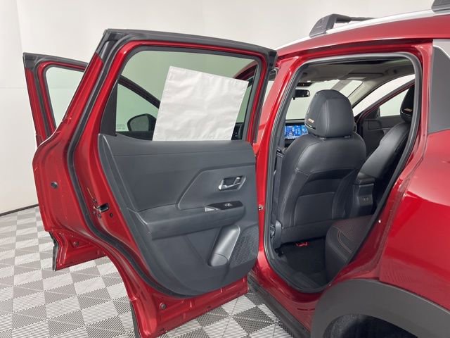 New 2026 Nissan Kicks SR w/ SR Premium Package image 39