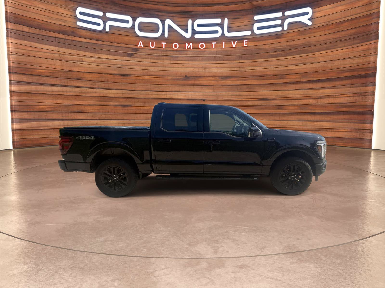 Used 2025 Ford F150 Lariat w/ Equipment Group 501A Mid AWD/4WD image 7