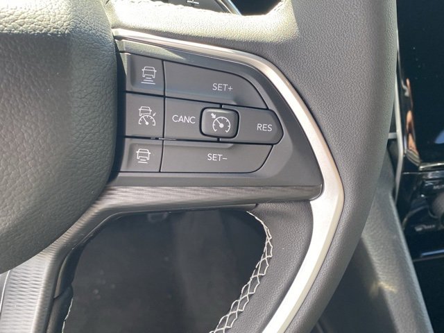 New 2025 Jeep Grand Cherokee 4WD image 18