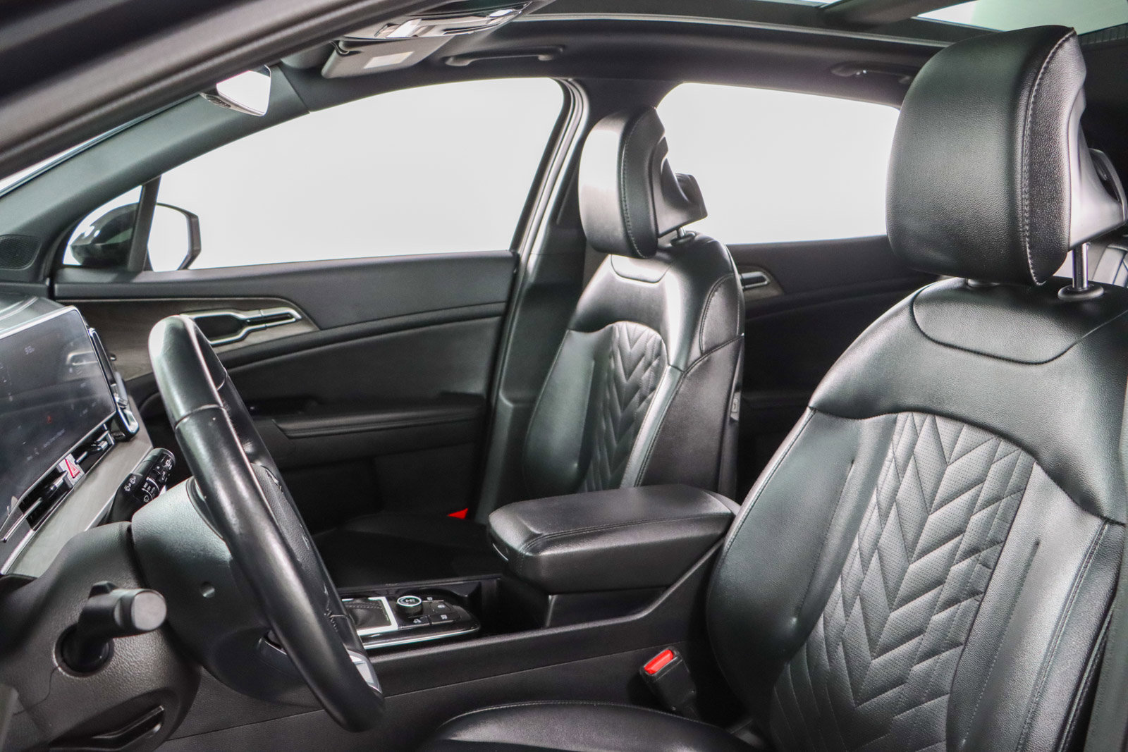 Used 2024 Kia Sportage X-Line w/ X-Line Premium Package image 24