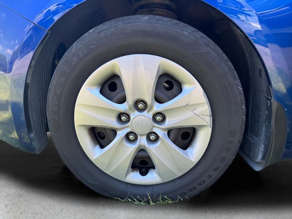 Used 2018 Kia Forte LX FWD image 13