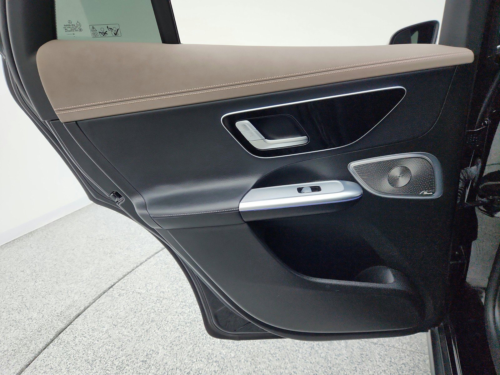 Used 2023 Mercedes-Benz EQE 350+ SUV image 21