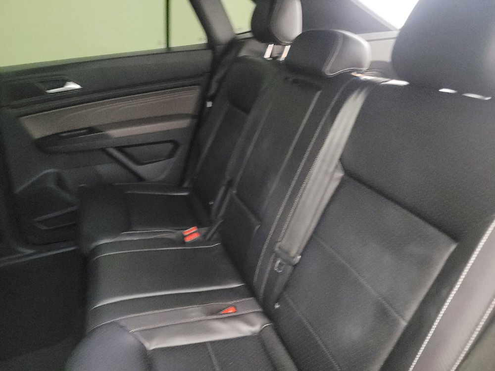 Used 2021 Volkswagen Atlas Cross Sport SE w/ V6 Towing Package FWD image 18