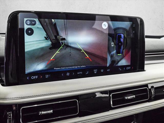 Used 2025 Lincoln Aviator AWD w/ Equipment Group 101A image 14