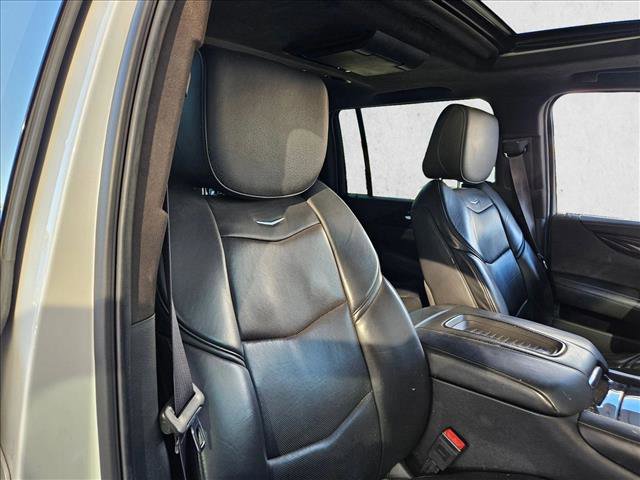 Used 2016 Cadillac Escalade ESV Platinum image 25