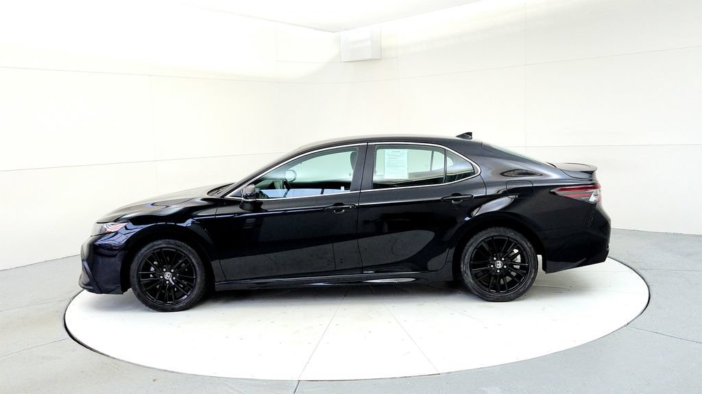 Certified 2024 Toyota Camry SE FWD image 3