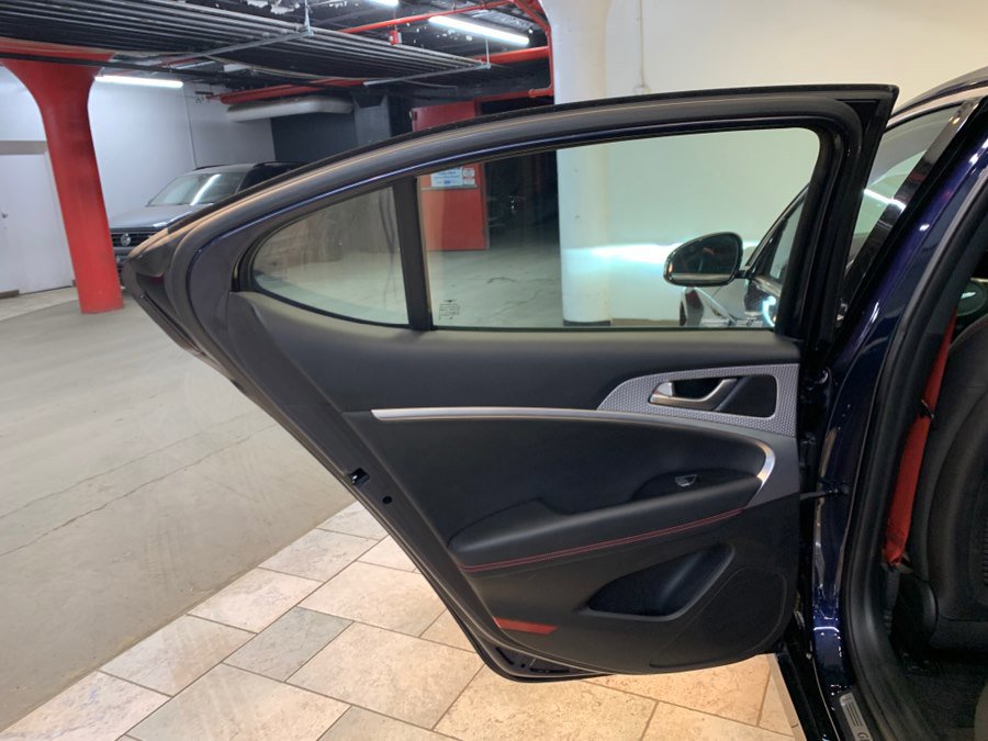 Used 2023 Genesis G70 2.0T w/ Sport Prestige Package image 43