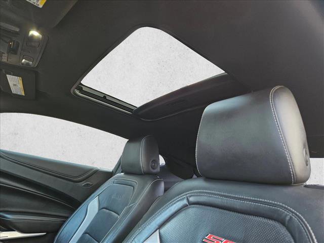 Used 2017 Chevrolet Camaro SS image 16