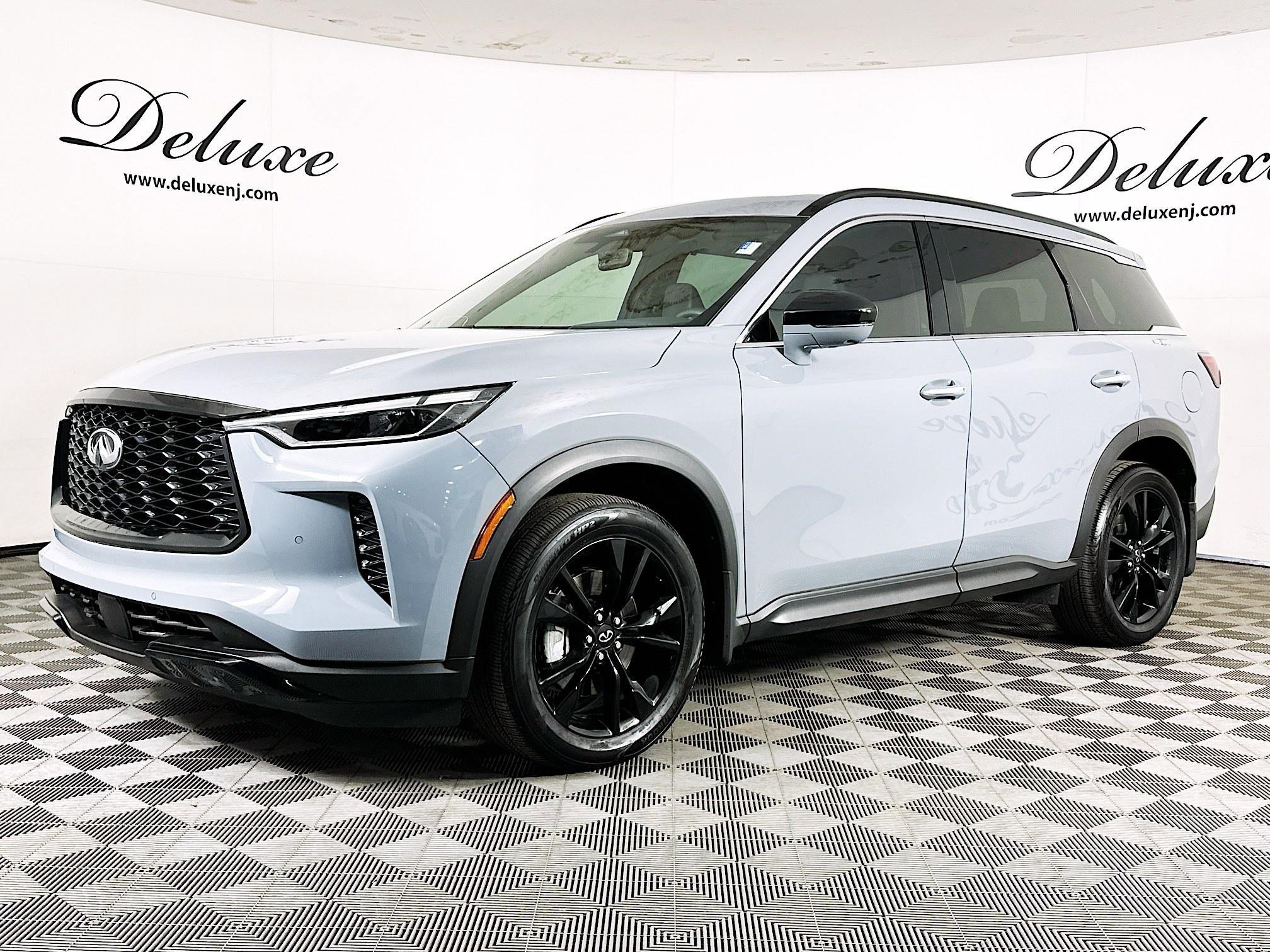 Used 2025 INFINITI QX60 Luxe w/ Black Edition AWD/4WD image 3