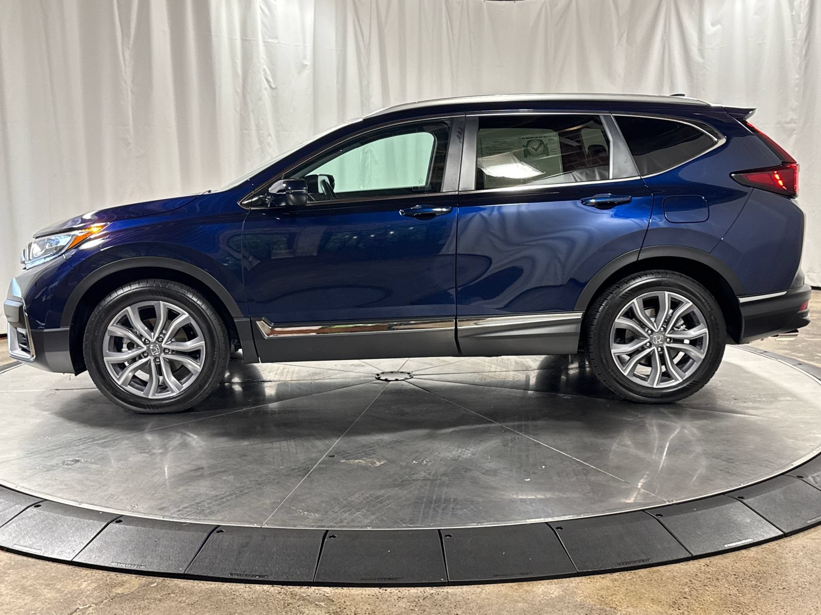 Used 2020 Honda CR-V Touring image 8