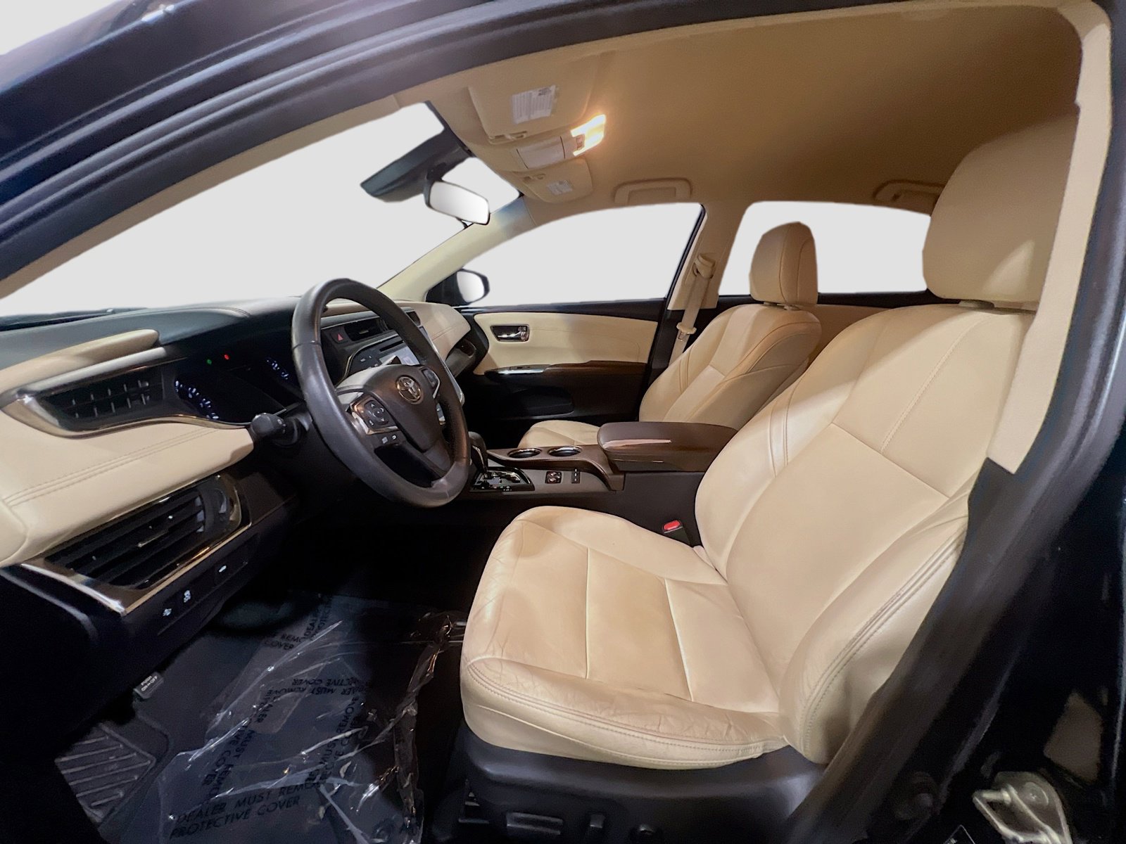 Used 2018 Toyota Avalon XLE w/ Carpet Mat Package FWD image 14