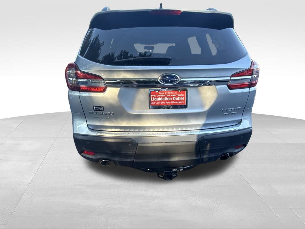 Used 2019 Subaru Ascent Limited w/ Popular Package #3 AWD/4WD image 4
