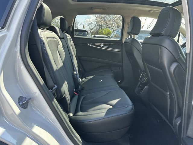 Used 2023 Lincoln Nautilus Reserve w/ Cargo Utility Package image 36