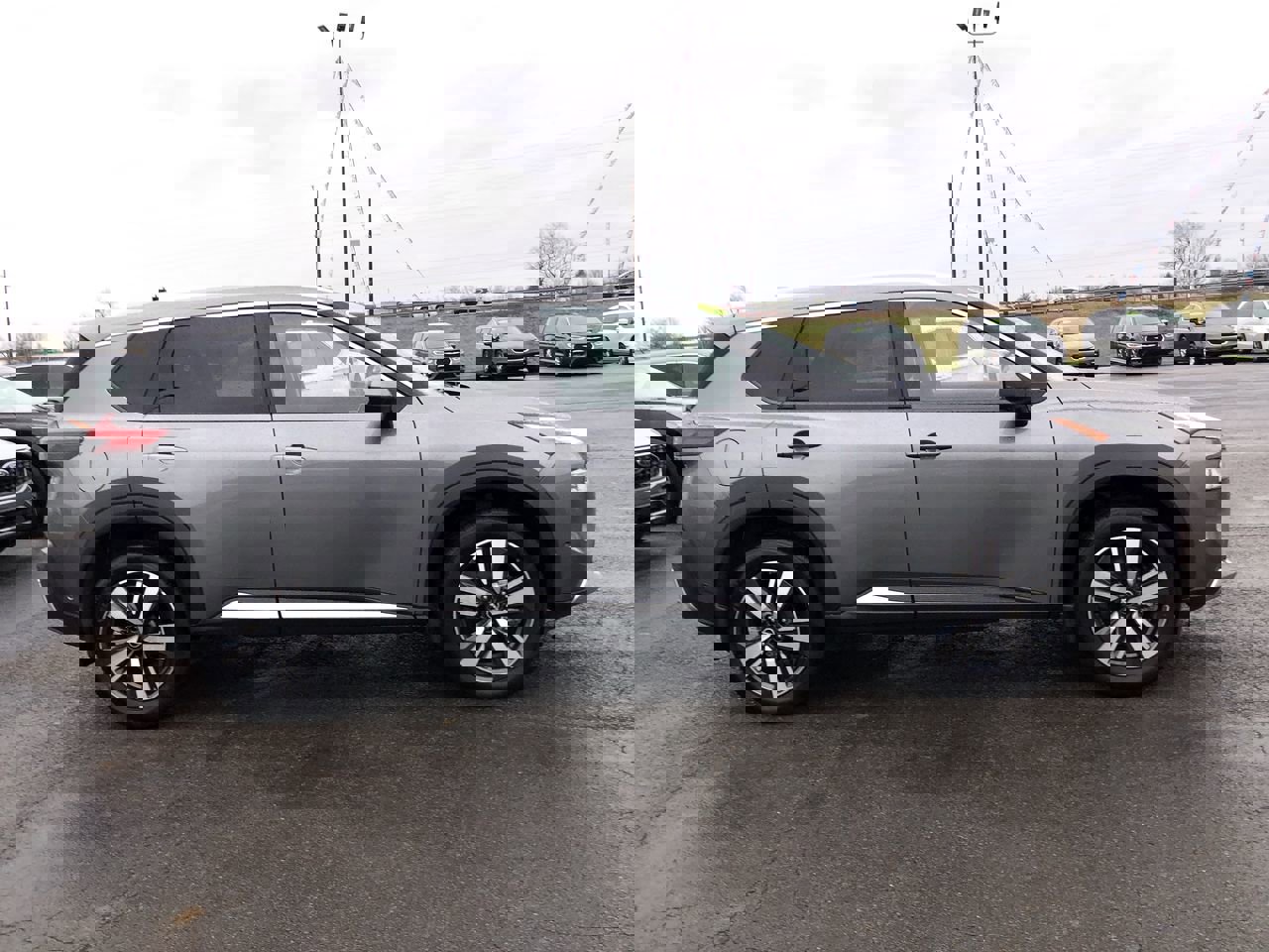 Used 2023 Nissan Rogue Platinum w/ Platinum Premium Package image 6