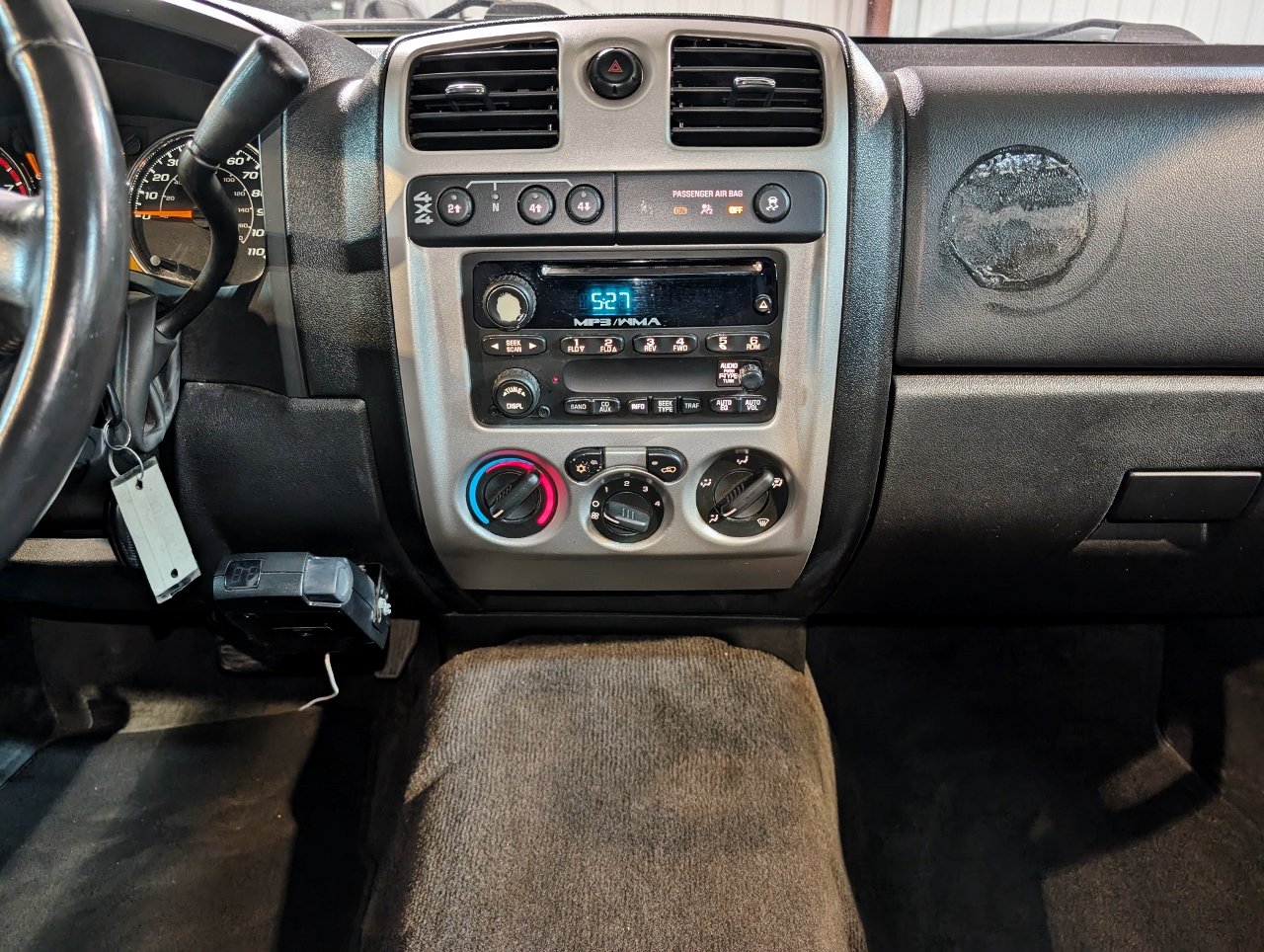 Used 2009 Chevrolet Colorado LT w/ LT Preferred Equipment Group AWD/4WD image 31