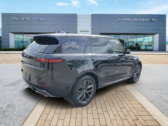 Certified 2024 Land Rover Range Rover Sport SE AWD/4WD image 4