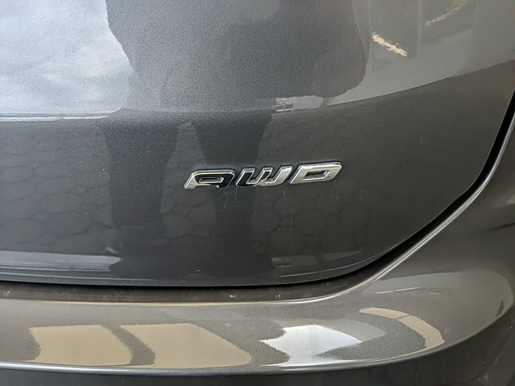 Used 2024 Ford Edge SEL w/ Convenience Package image 9