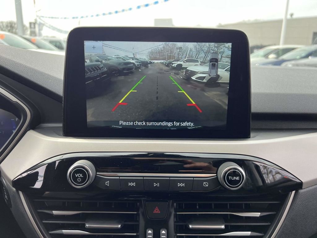 Used 2022 Ford Escape SEL w/ Technology Package image 28