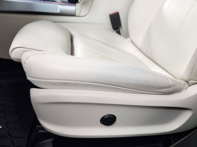 Used 2023 Mercedes-Benz GLB 250 4MATIC image 27