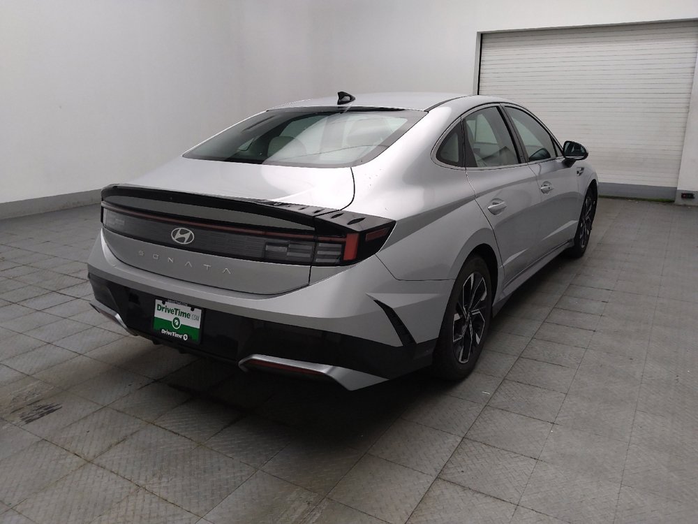 Used 2025 Hyundai Sonata SEL FWD image 9