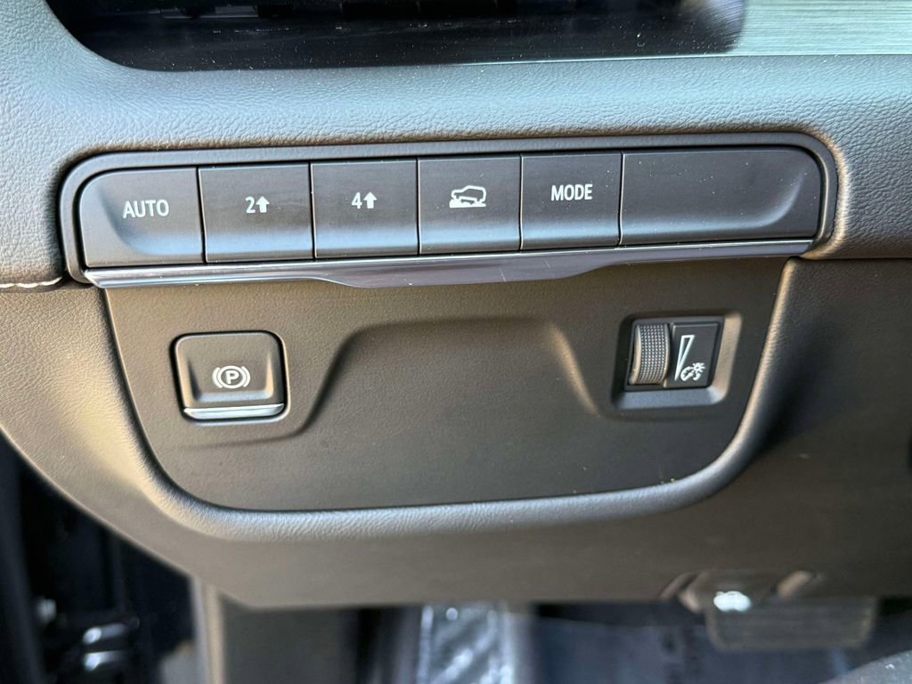 Used 2024 Cadillac Escalade ESV Luxury image 29