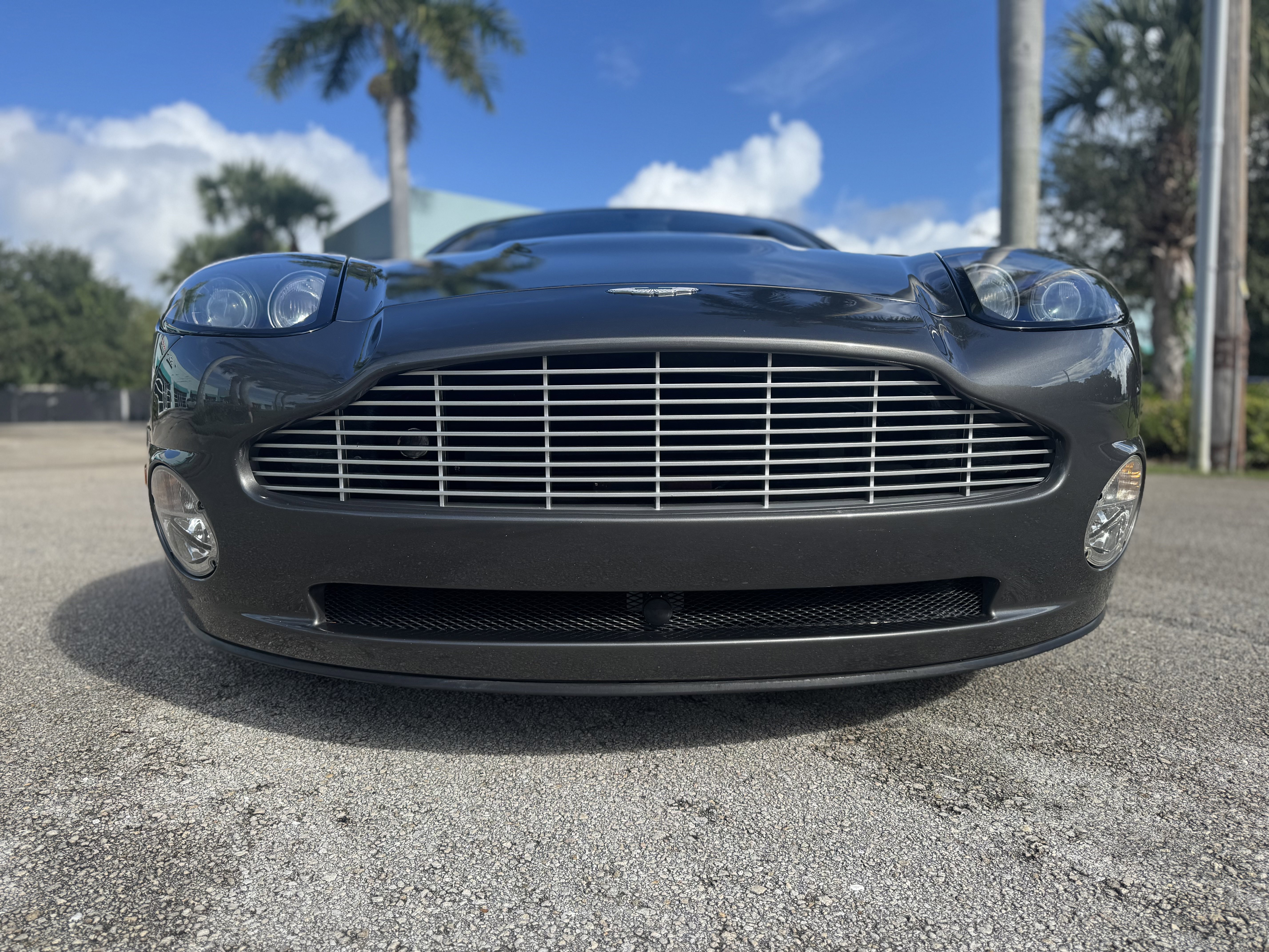 Used 2004 Aston Martin Vanquish image 5