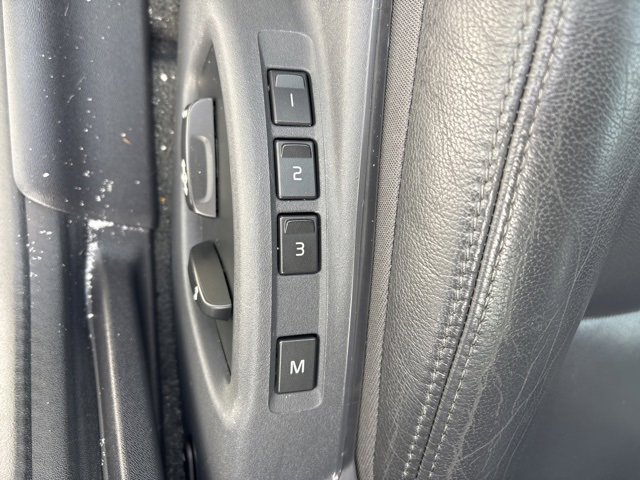 Used 2017 Volvo V60 T5 Premier w/ Convenience Package image 6