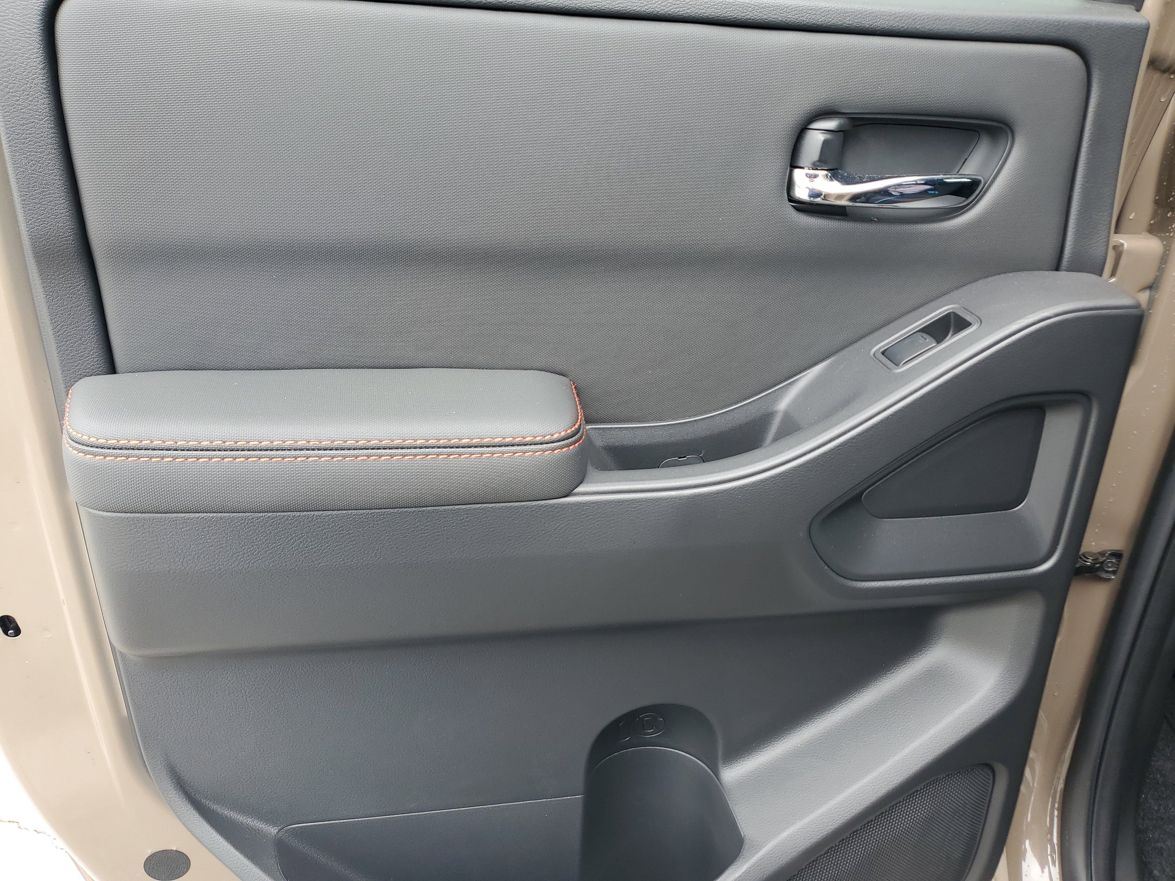 Used 2024 Nissan Frontier Pro-X w/ Technology Package image 28