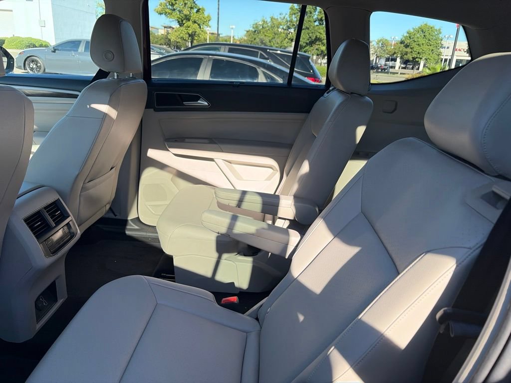 Used 2019 Volkswagen Atlas SE w/ Towing Package FWD image 8