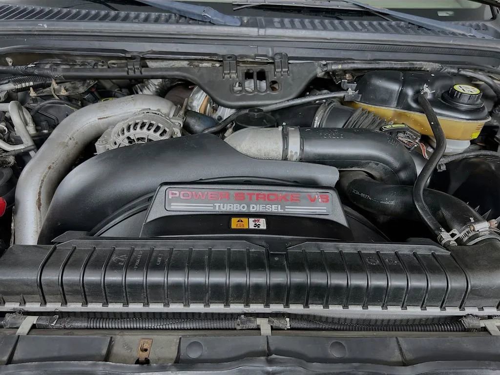 Used 2005 Ford Excursion Limited image 30